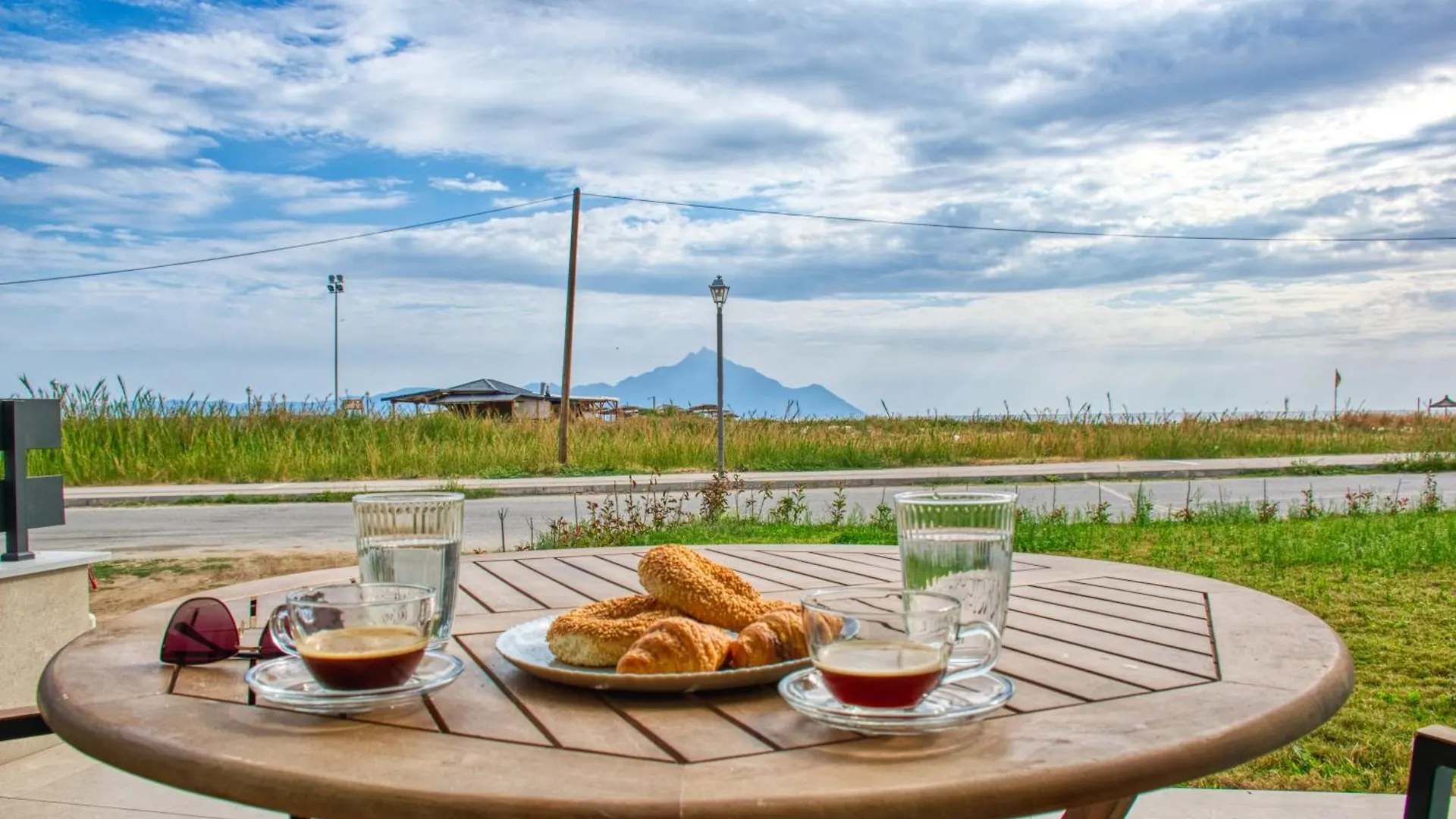Onar Sarti Luxury Living Apartment